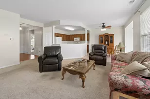 11620 Windsor Dr, Huntley, IL 60142 - Photo 6