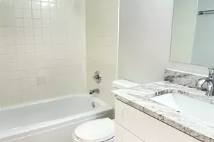 1750 Henley St, Glenview, IL 60025 - Photo 8