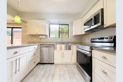 1750 Henley Street #25, Glenview, IL 60025 - Photo 4