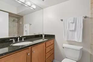 900 S River Rd, Des Plaines, IL 60016 - Photo 20