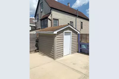 2208 N Lorel Avenue, Chicago, IL 60639 - Photo 2