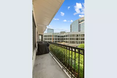 520 N Halsted Street #305, Chicago, IL 60642 - Photo 8