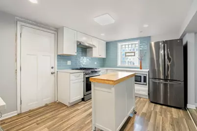 941 W 32nd Street, Chicago, IL 60608 - Photo 2