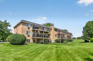 824 W College Blvd, Addison, IL 60101 - Photo 12