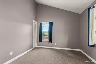 704 Halstead Ave, Romeoville, IL 60446 - Photo 14
