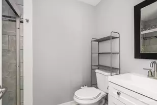 704 Halstead Ave, Romeoville, IL 60446 - Photo 6