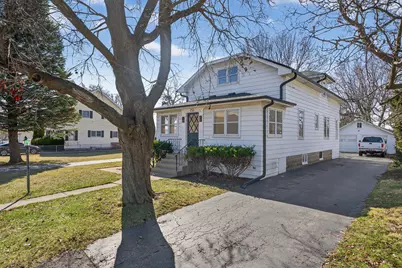 156 Wille Avenue, Wheeling, IL 60090 - Photo 2