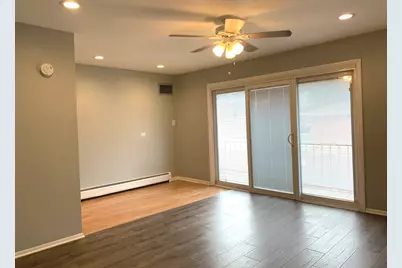 7300 S 78th Avenue #6, Bridgeview, IL 60455 - Photo 2