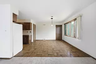 301 N Catino Ct, Mount Prospect, IL 60056 - Photo 26