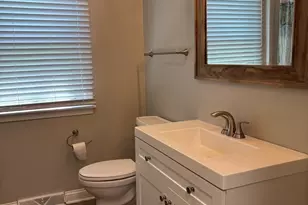 719 Jefferson St, Crete, IL 60417 - Photo 10