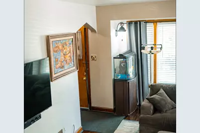 5828 S Kilbourn Avenue, Chicago, IL 60629 - Photo 8