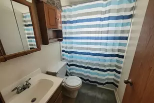 15948 Grove Ave, Oak Forest, IL 60452 - Photo 12