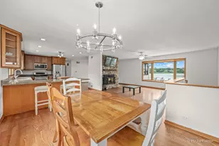 36897 N Nathan Hale Dr, Lake Villa, IL 60046 - Photo 10