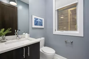 946 N Honore St, Chicago, IL 60622 - Photo 16