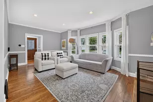 324 N Myrtle Ave, Elmhurst, IL 60126 - Photo 10