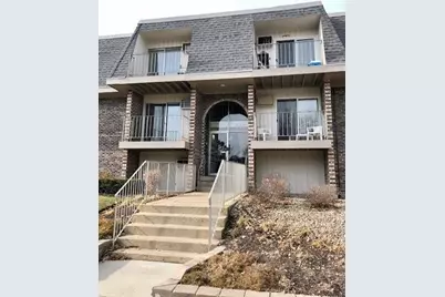 848 Jonathan Court #204, Prospect Heights, IL 60070 - Photo 1