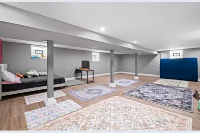 10724 S Prairie Avenue, Chicago, IL 60628 - Photo 16