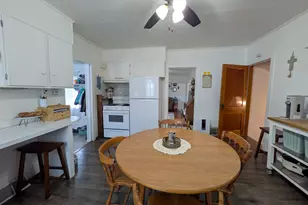919 Johnson St, Streator, IL 61364 - Photo 6