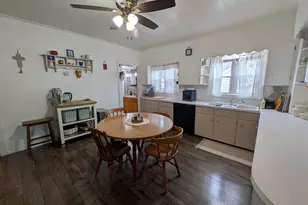919 Johnson St, Streator, IL 61364 - Photo 4