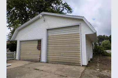 919 Johnson Street, Streator, IL 61364 - Photo 18