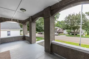 209 W Dakota St, Spring Valley, IL 61362 - Photo 2