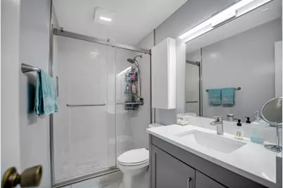10735 W 5th Avenue #404, Countryside, IL 60525 - Photo 16