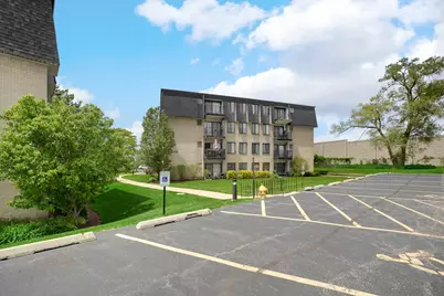 10735 W 5th Avenue #404, Countryside, IL 60525 - Photo 2