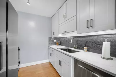 10735 W 5th Avenue #404, Countryside, IL 60525 - Photo 14