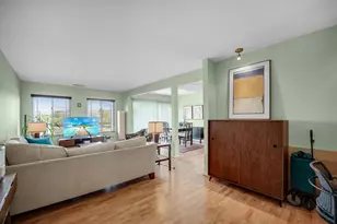 10735 W 5th Ave, Countryside, IL 60525 - Photo 8
