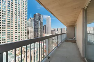 545 N Dearborn St, Chicago, IL 60654 - Photo 6