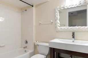 545 N Dearborn St, Chicago, IL 60654 - Photo 12