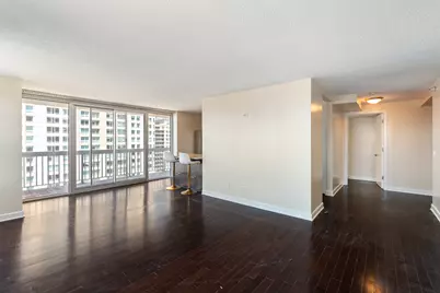 545 N Dearborn Street #2301, Chicago, IL 60654 - Photo 2