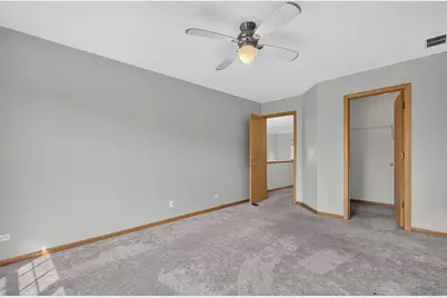 1465 Meadowsedge Lane, Carpentersville, IL 60110 - Photo 18