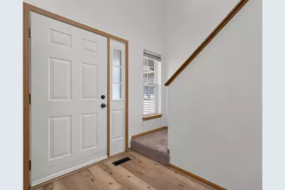 1465 Meadowsedge Lane, Carpentersville, IL 60110 - Photo 4
