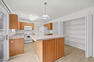 10481 Somerset Ln, Huntley, IL 60142 - Photo 6