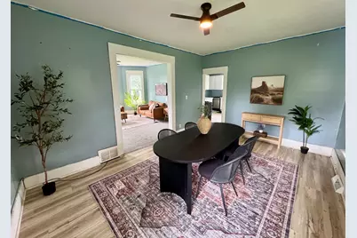 1549 W 14th Street, Davenport, IA 52804 - Photo 6