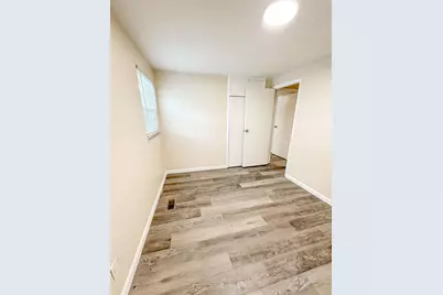 810 Fairoaks Drive, Champaign, IL 61821 - Photo 12