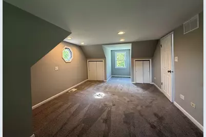 321 Janet Avenue, Darien, IL 60561 - Photo 14