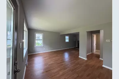321 Janet Avenue, Darien, IL 60561 - Photo 4