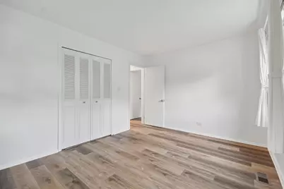 930 Dorncliff Lane, Buffalo Grove, IL 60089 - Photo 20