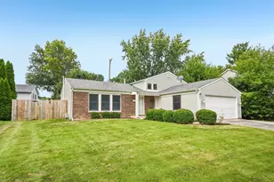 89 Foxcroft Rd, Naperville, IL 60565 - Photo 6