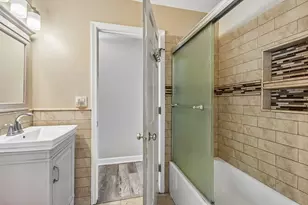 89 Foxcroft Rd, Naperville, IL 60565 - Photo 20