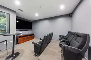 6 N Michigan Ave, Chicago, IL 60602 - Photo 18