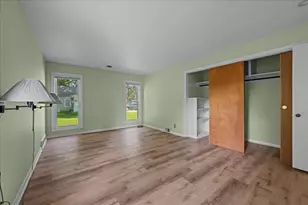 303 Central Ave, Aurora, IL 60506 - Photo 24