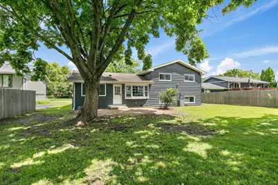 619 Dartmoor Drive, Crystal Lake, IL 60014 - Photo 28