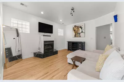 6722 S Ridgeland Avenue #3S, Chicago, IL 60649 - Photo 4