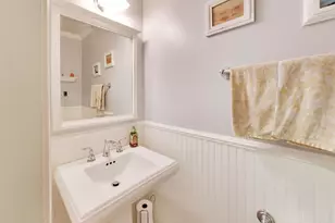 1711 Vermont Dr, Elk Grove Village, IL 60007 - Photo 16