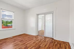 9913 S Parnell Ave, Chicago, IL 60628 - Photo 18