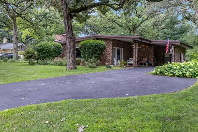 2308 N Sunset Road, Palatine, IL 60074 - Photo 2