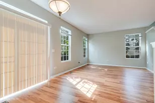 219 S Alder Creek Dr W, Romeoville, IL 60446 - Photo 2